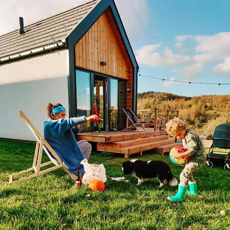 Дом отдыха Sarnia Laka 1 Z Prywatnym Jacuzzi Строне-Слёнске