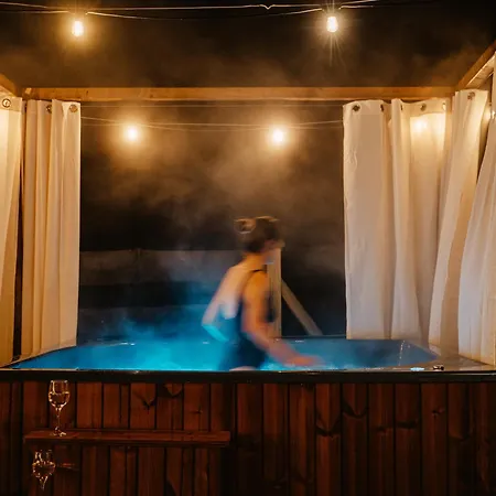 Sarnia Laka 1 Z Opcja Prywatnego Jacuzzi Semesterbostad Stronie Śląskie