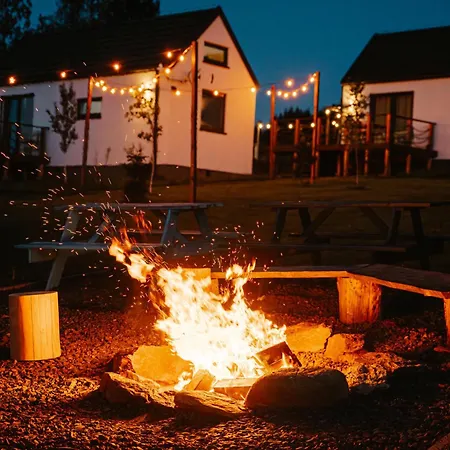 Sarnia Laka 1 Z Prywatnym Jacuzzi Строне-Слёнске